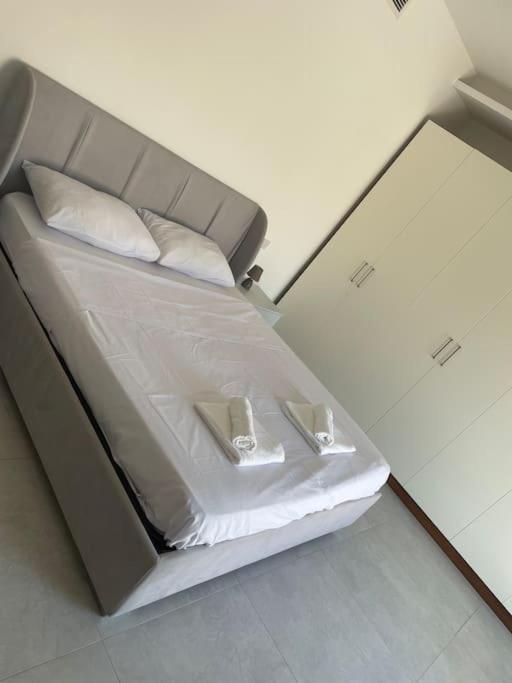 Apartment Lovely Seaview Two Bedroom Unit In Tas-sliema